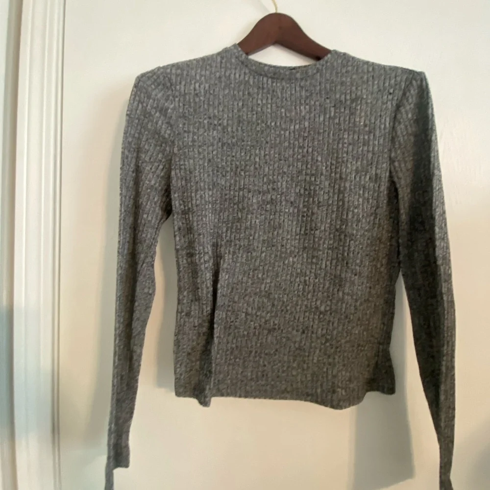 SHEIN Long Sleeve Shirt | Color: Gray and black | Size: Large |